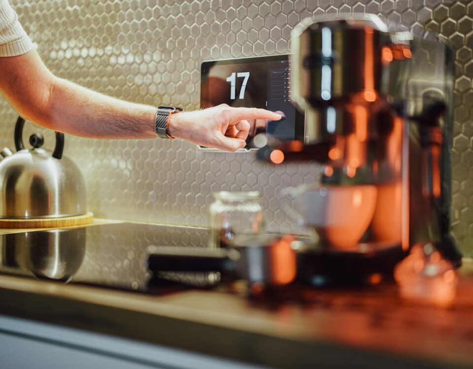 Como a tecnologia está transformando a Cozinha Inteligente Como a tecnologia está transformando a Cozinha Inteligente