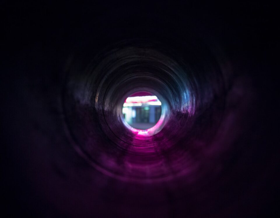Tecnologia que detecta vazamentos com precisão black tunnel