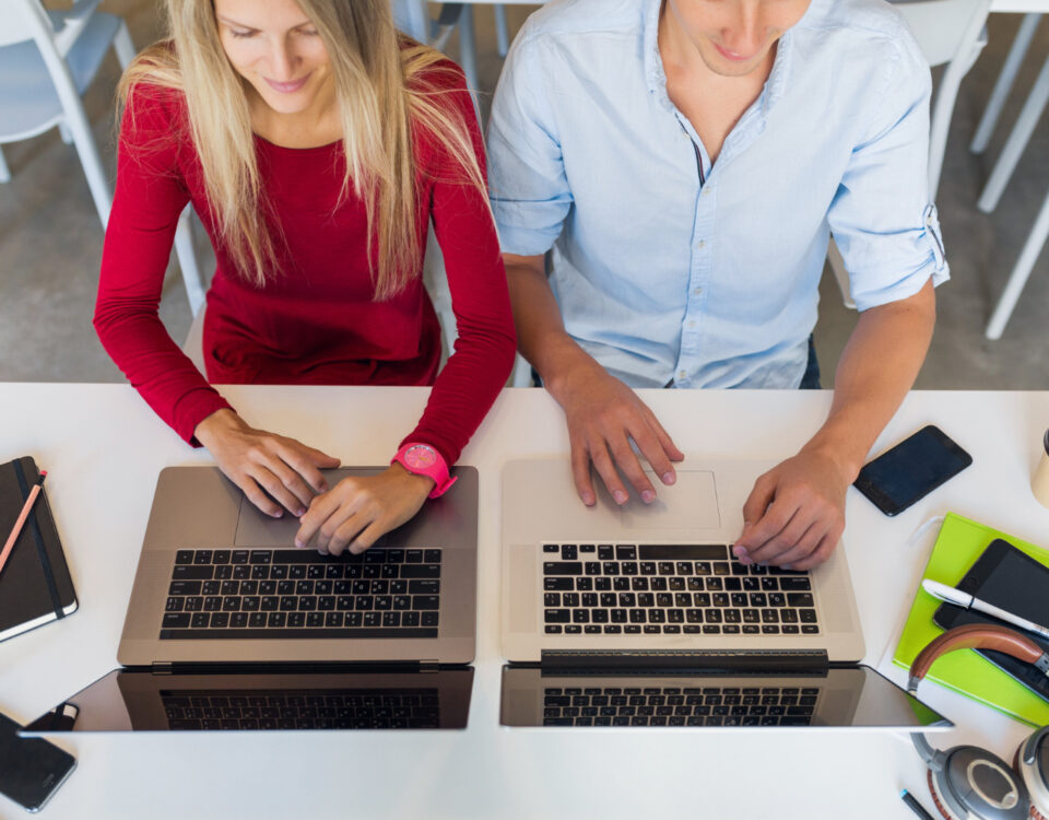 O que considerar ao escolher uma ferramenta de comunicação interna? O que considerar ao escolher uma ferramenta de comunicação interna?