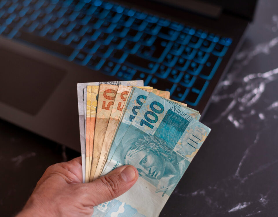Simuladores que projetam o valor do FGTS antecipado Simuladores que projetam o valor do FGTS antecipado