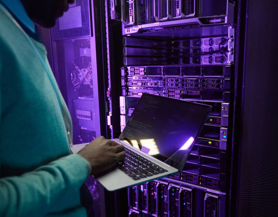 VPS barato Windows e Linux com acesso ilimitado VPS barato Windows e Linux com acesso ilimitado