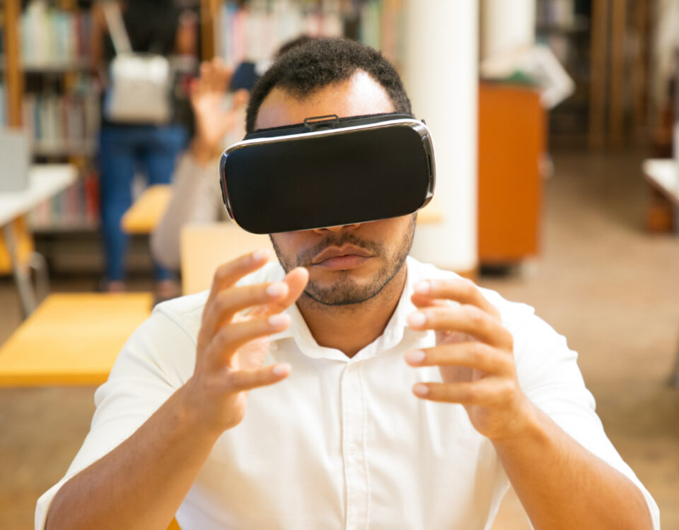 Como usar IA e realidade virtual para engajar alunos em EAD Como usar IA e realidade virtual para engajar alunos em EAD