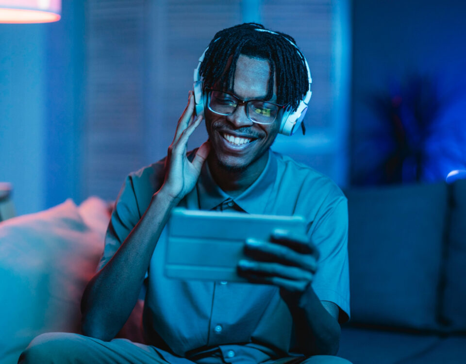 Tecnologias por trás do streaming que mudaram filmes e séries Tecnologias por trás do streaming que mudaram filmes e séries