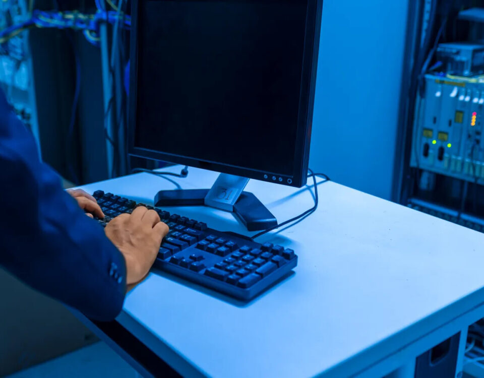 DeepMind chama incidentes com IA de “sinais de alerta” e defende padrão global de segurança